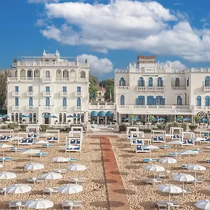 Casa Bianca Al Mare Italien